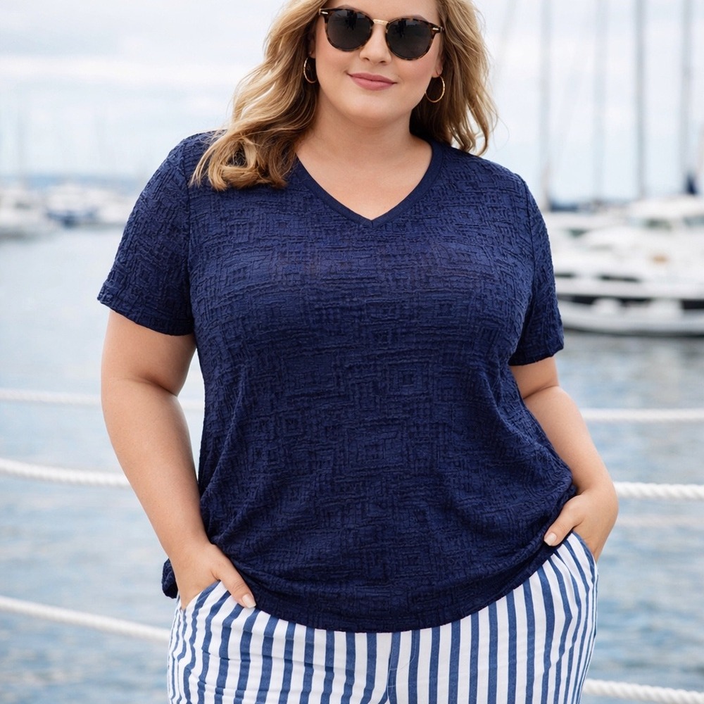 Susan Graver Navy Blue Geometric Lace Front V-Neck Knit Back Top Plus Size 3X